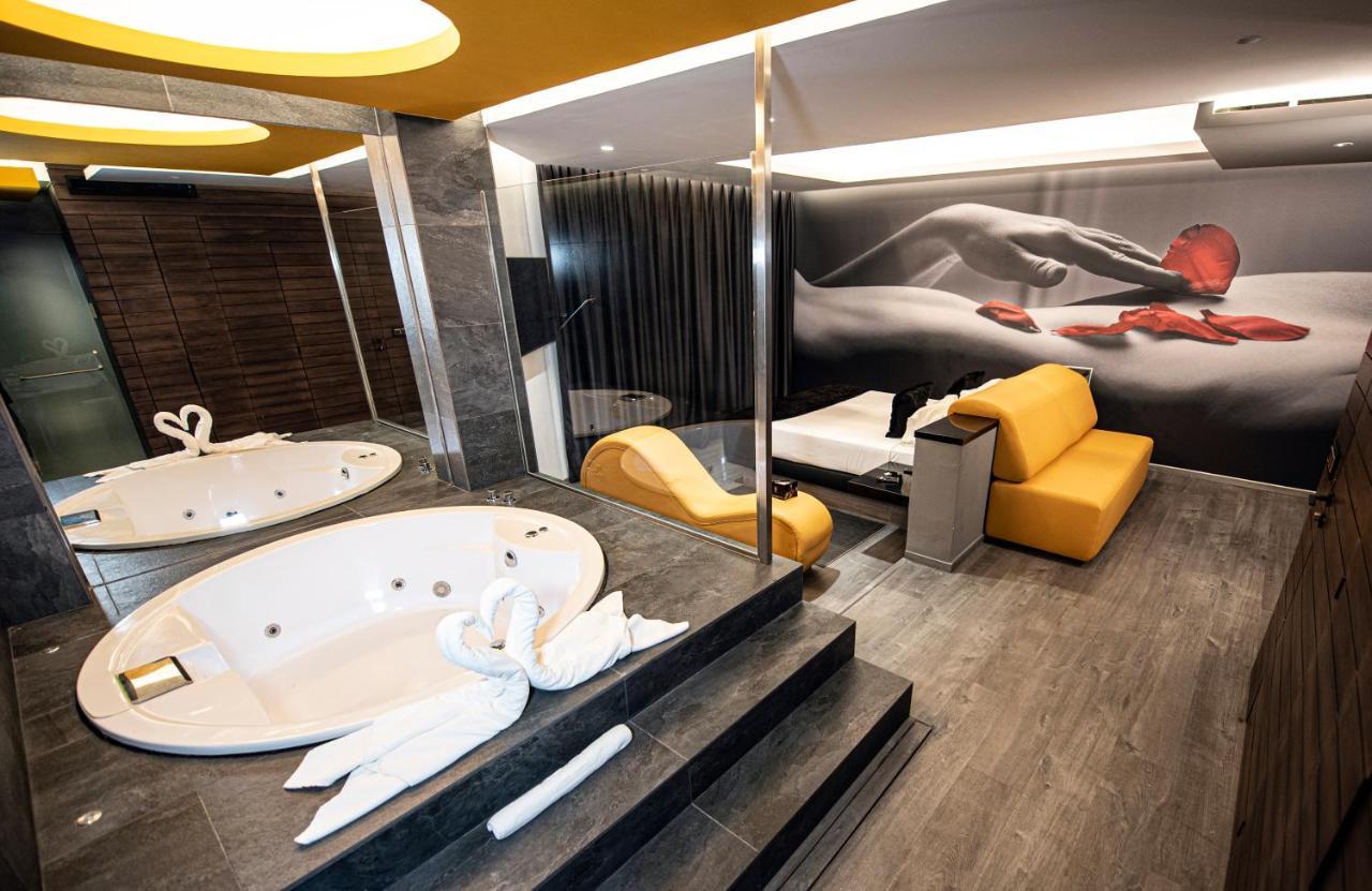 Hotel Luve San Antonio de Banageber Ngoại thất bức ảnh