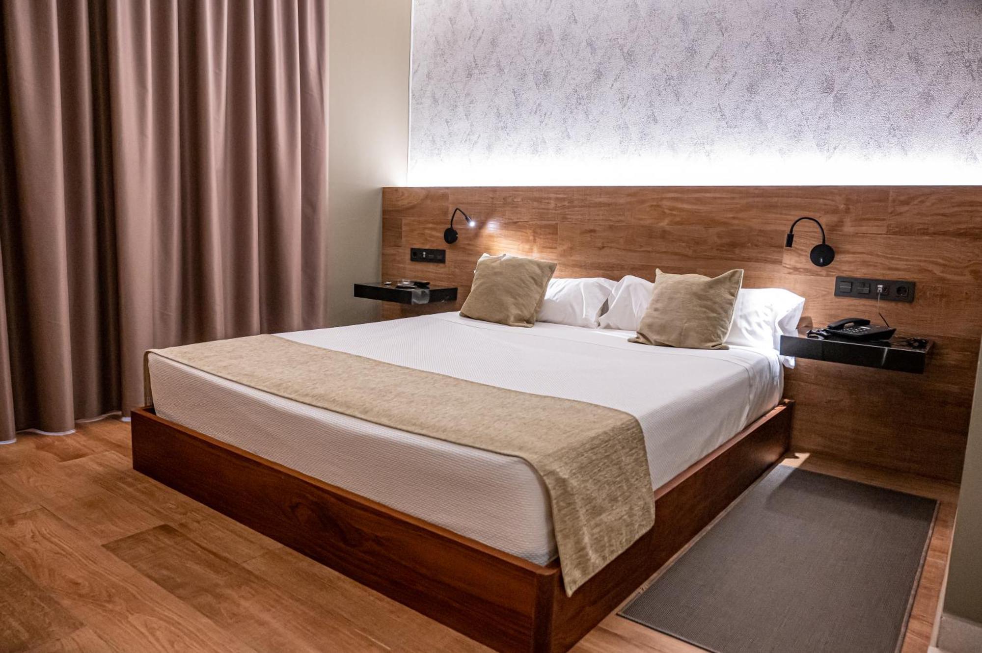 Hotel Luve San Antonio de Banageber Ngoại thất bức ảnh
